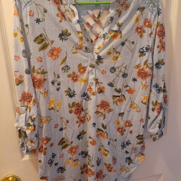 No Boundaries Tops - Womens criss cross back tunic